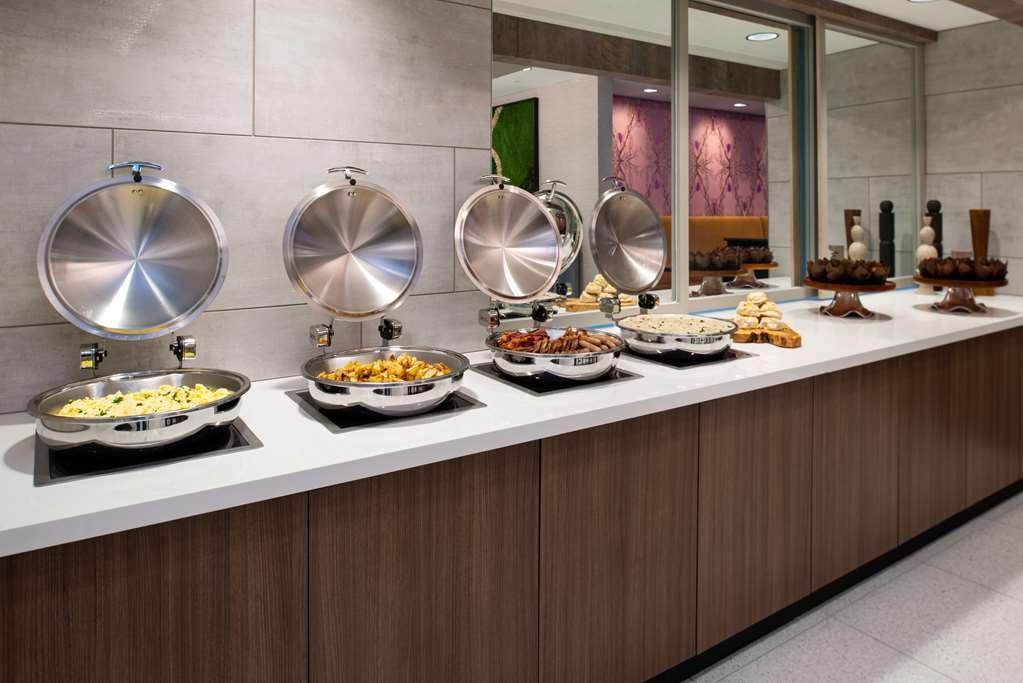 Hilton Garden Inn Kalamazoo Downtown Restaurant photo